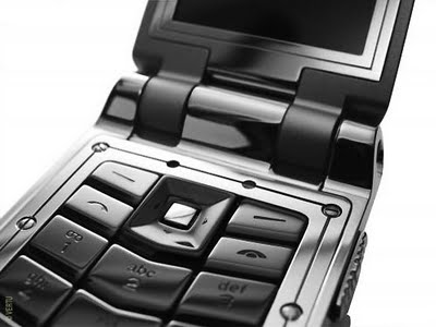 Vertu F Axyta 3 Vertu Constellation F Ayxta : Le Clamshell de Luxe