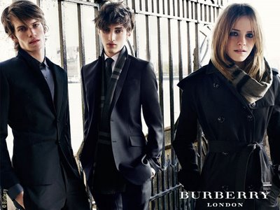 burberry fall09 3 Burberry Campagne Pub Hiver 2009 2010