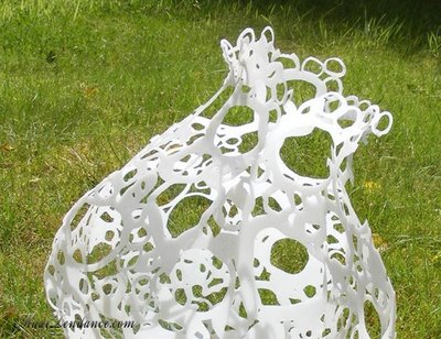 caroline saul 1b Caroline Saul : Bouteilles Plastiques Sculptées