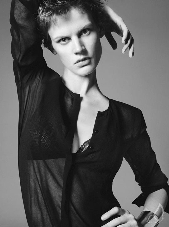 zara-hiver-2011-2012-8 zara hiver 2011 2012 8 Zara Hiver 2011 2012 avec Saskia de Brauw