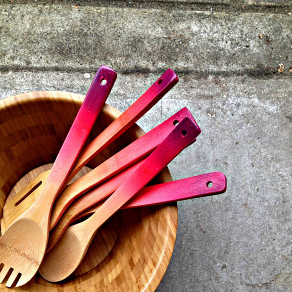 oMEandoMY-Homeware-1 oMEandoMY Homeware 1 oME & oMY : Couverts en Bois Peints Ombrés