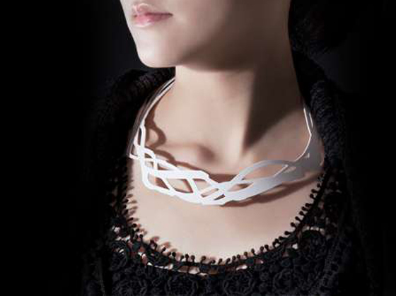 Haoshi-Design-Silhouette-Necklaces-3 Haoshi Design Silhouette Necklaces 3 Colliers HaoShi Design : Des Silhouettes Minimalistes et Poétiques