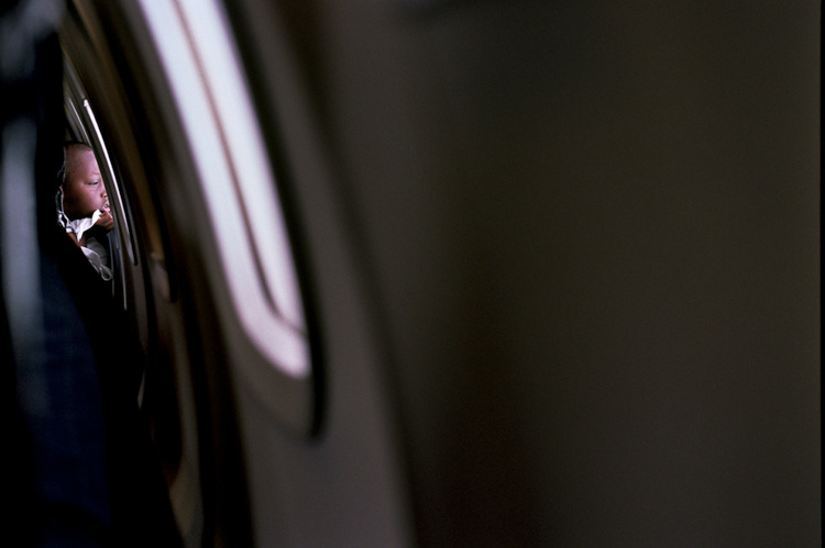 Window-Seat-Matt-Low-Photographie-Hublot-7 Window Seat Matt Low Photographie Hublot 7 Window Seat par Matt Low Photographie : Rêveurs au Hublot