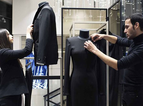 5 ESMOD Hugo Boss Robe Costume Dress Suit ESMOD x Hugo Boss: Une Collaboration Académique