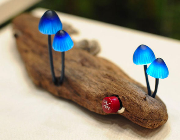 Lampes LED par Yukio Takano : Petits Champignons sur Bois 6 Lampe Champignon LED Mushroo Yukio Takano Lampes LED par Yukio Takano : Petits Champignons sur Bois