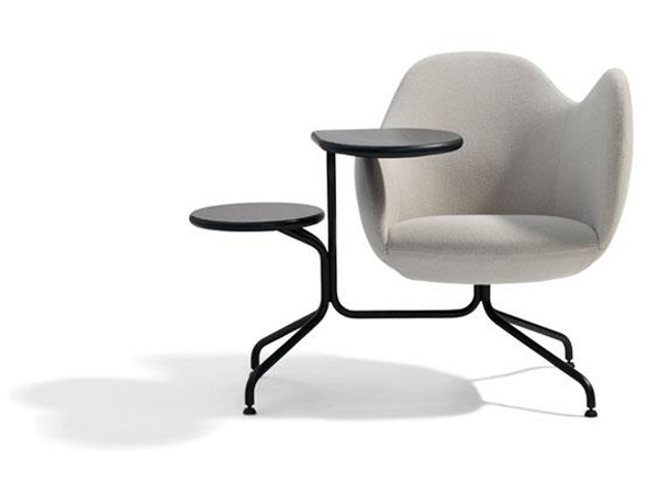 Wilmer-Stefan-Borselius-Fauteuil-Tablette-3