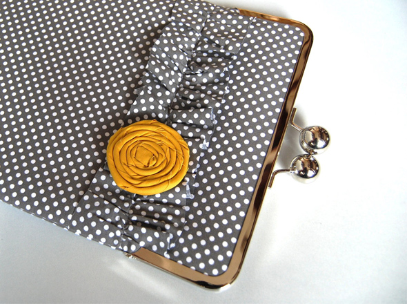 angelakay-designs-clutch-sac-ipad-2