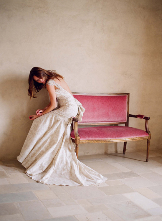 Claire-Pettibone-Wedding-Robes-8