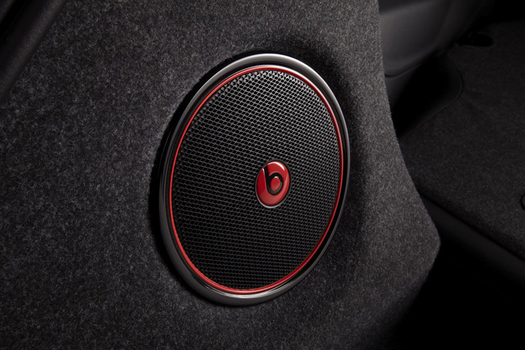 2013-Fiat-500-USA-Turbo-Dr-Dre-5 Fiat 500 Turbo 135 Ch MultiAir avec Sono Beats by Dr. Dre