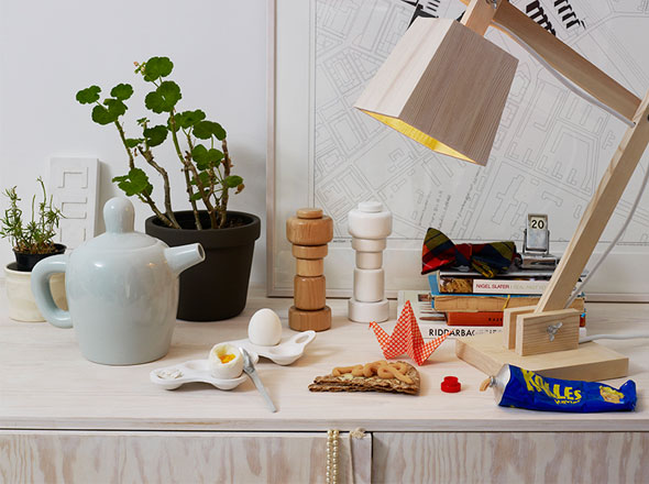 1-Muuto-Wood-Lampe Lampe Architecte Muuto Wood : Du Pin et de l'Authentique