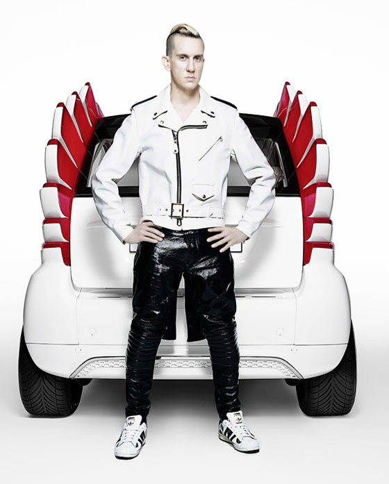 Smart For Jeremy Scott : Des Ails pour la Petite Voiture Électrique