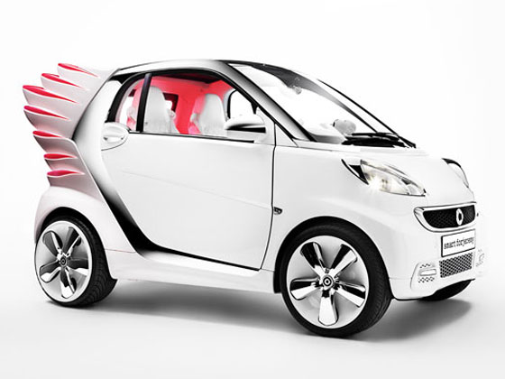 Smart For Jeremy Scott : Des Ails pour la Petite Voiture Électrique