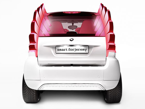 Smart For Jeremy Scott : Des Ails pour la Petite Voiture Électrique