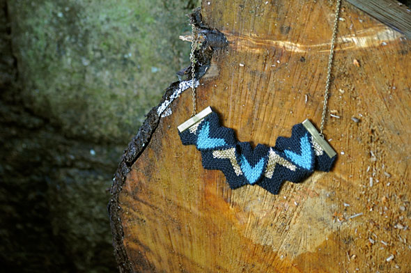 9-Amy-Lawrence-Colliers-necklet Amy Lawrence Colliers Tricotés aux Motifs Chevrons