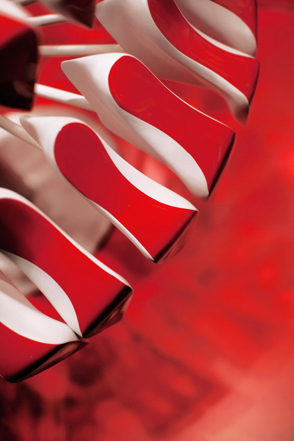 09-christian-louboutin-Noel-Arbre-StudioXAG Boutiques Christian Louboutin : Sapin de Chaussures Pigalle pour Noel