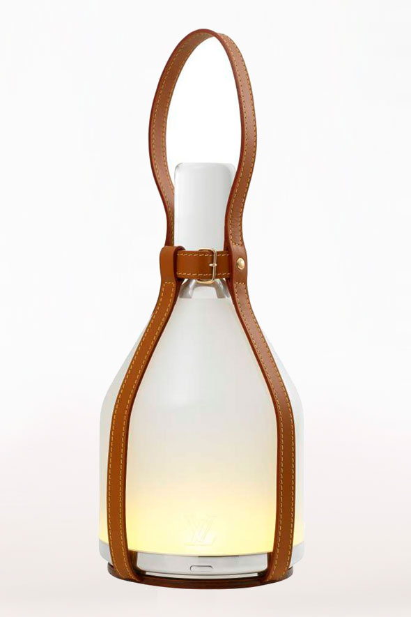 1-Lampe-Bell-Louis-Vuitton-Edward-Barber-Jay-Osgerby Lampe Bell Louis Vuitton par Edward Barber et Jay Osgerby