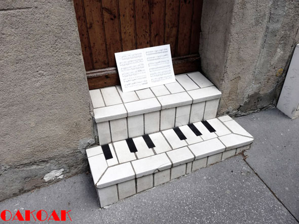 Street Art OakOak : La Ville en Delire... le Retour !