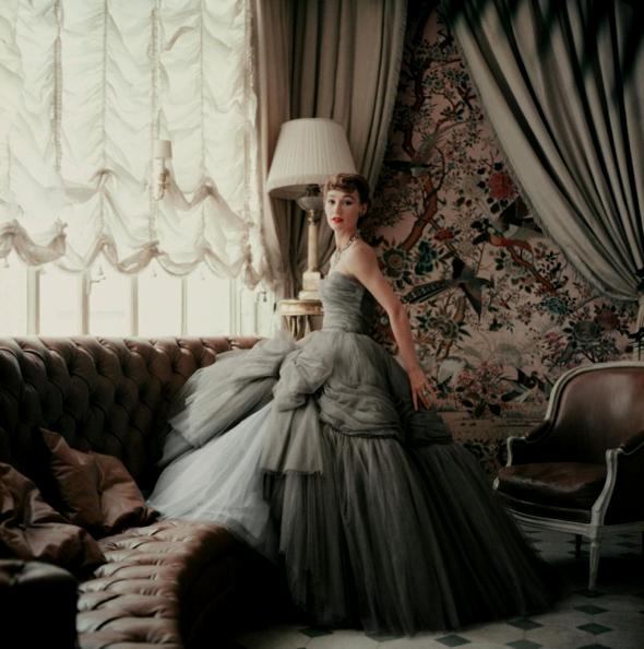 Livre-Dior-Glamour-1952-1962-Mark-Shaw-01