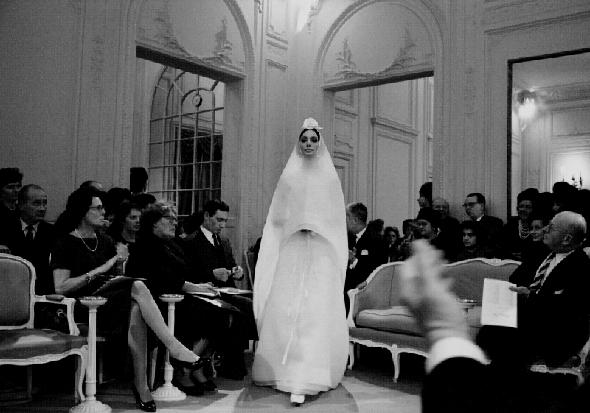 Livre-Dior-Glamour-1952-1962-Mark-Shaw-06