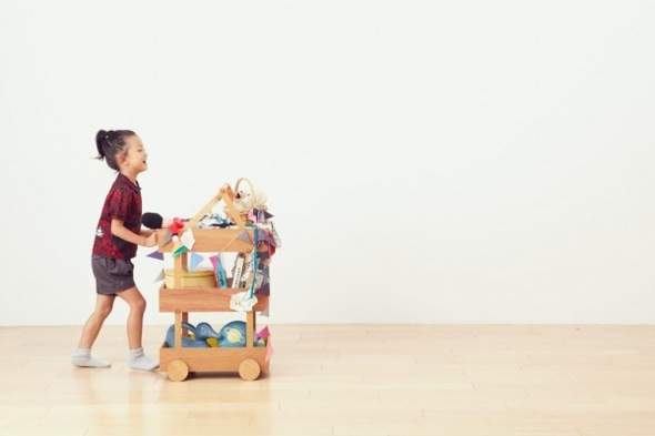 Mobilier-Wagon-Koloro-Torafu-Architects-Ludique-Pratique-Enfants-04