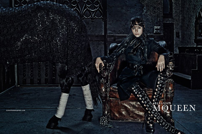 alexander-mcqueen-fw-hiver-2014-2015-campagne-5