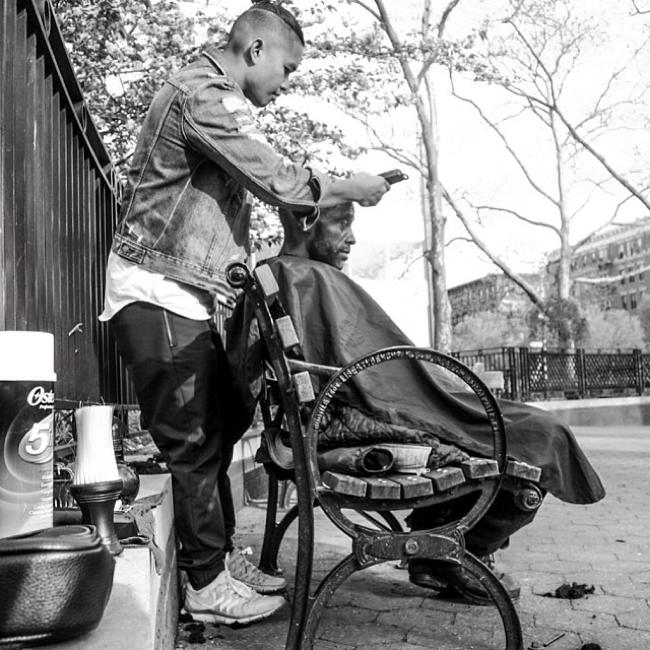 coiffeur-sdf-gratuit-sans-abris-mark-bustos-07