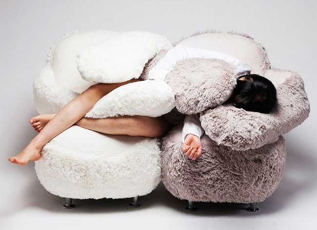 free-hug-sofa-eun-kyoung-lee-kawai-bras-fauteuil-2