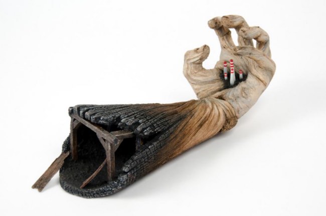 christopher-david-white-sculptures-ceramiques-imitation-bois-3