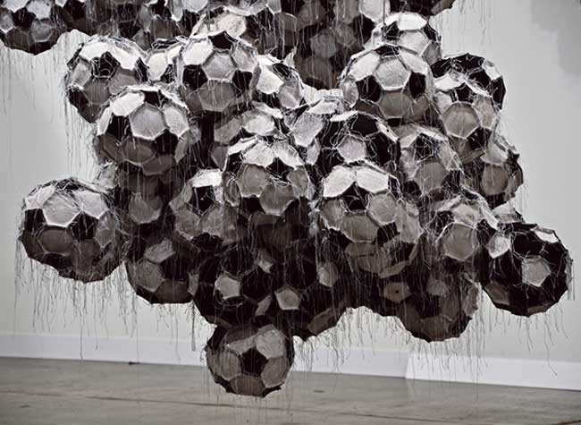 dario escobar sculptures equipement sport art