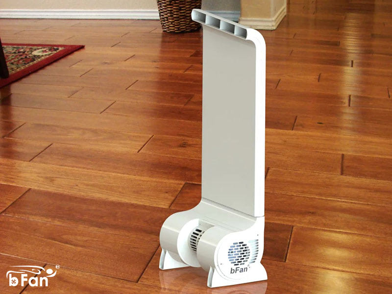 Si vous pensez que le ventilateur corporel aux airs de gadget est trop personnel, alors le climatiseur BedFan BFan pour lit que vous allez glisser sous les draps ou la couette devrait faire votre bonheur et celui de votre conjoint