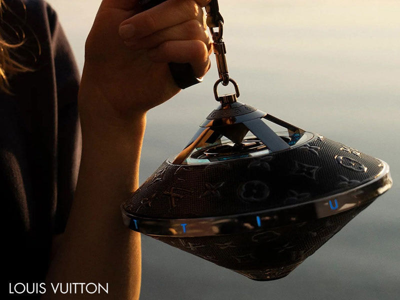 Louis Vuitton Horizon Light Up : enceinte nomade de luxe à la française en  forme de soucoupe volante