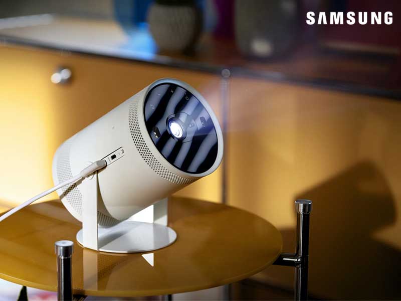 samsung freestyle video projecteur fhd portable connecte prix 01 - Samsung Freestyle, Projecteur Full HD Portable et Orientable (video) - Samsung, High Tech