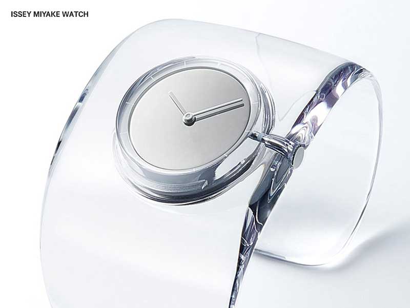 Issey Miyake O-Bold