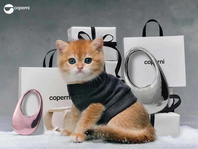 coperni paris campagne adorables chatons chats noel fete 2023 05 - Coperni, Invite des Chatons dans sa Campagne de Noel - Mode, Fashion, Chats, Campagne