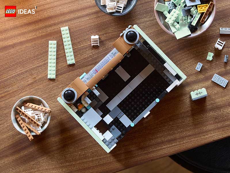 LEGO Retro Radio
