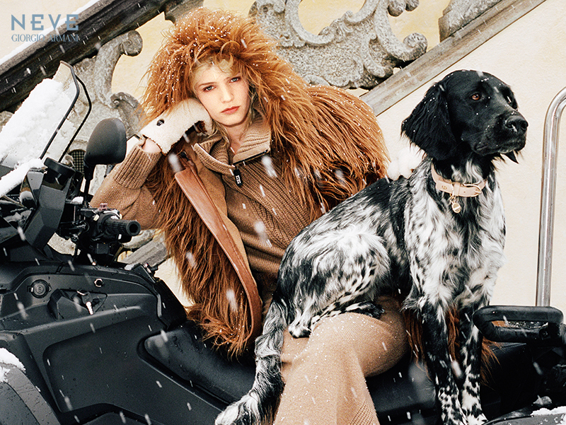 giorgio-armani-neve-collection-ski-neige-montagne-femme-homme-avis-prix-luxe